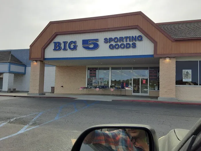 Big 5 Sporting Goods Picture 8