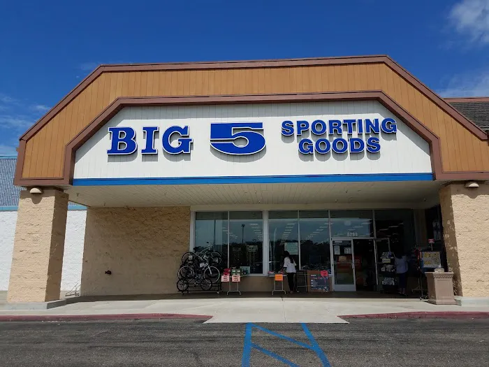 Big 5 Sporting Goods Picture 9
