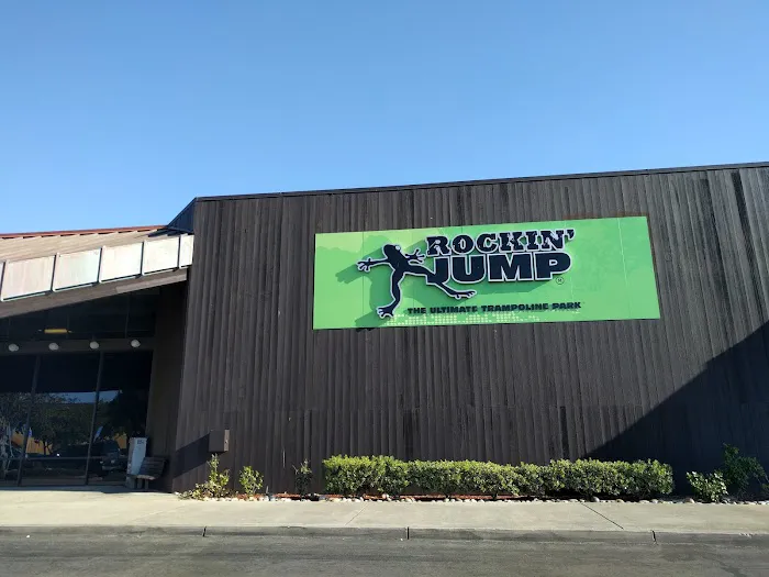 Sky Zone Trampoline Park Picture 1