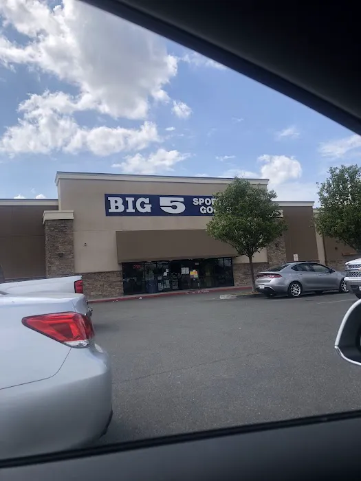 Big 5 Sporting Goods Picture 9