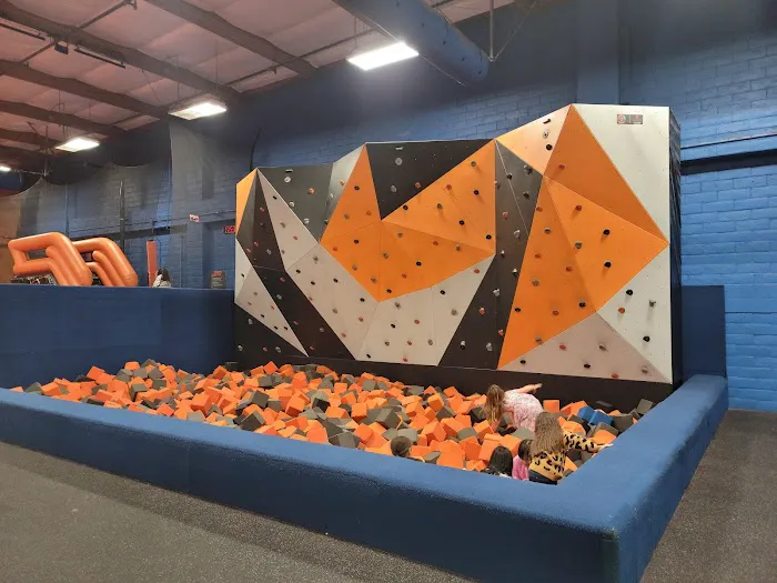 Sky Zone Trampoline Park Picture 3