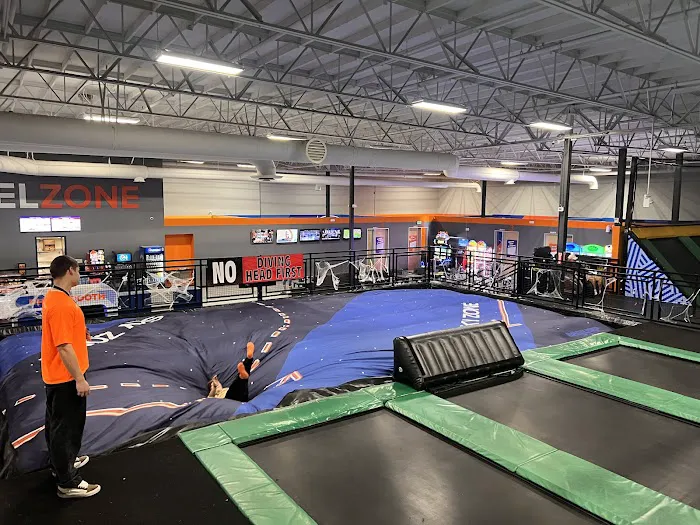 Sky Zone Trampoline Park Picture 7
