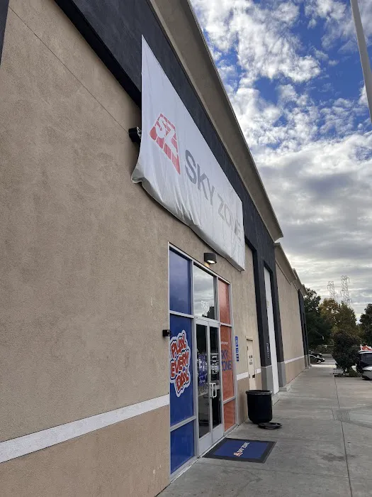 Sky Zone Trampoline Park Picture 2