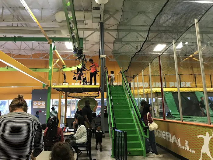 Sky Zone Trampoline Park Picture 3