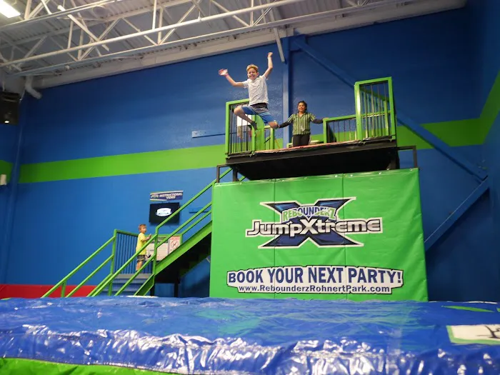 Rebounderz Sacramento - Indoor Trampoline and Adventure Park Picture 8