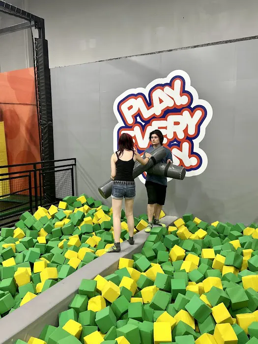 Sky Zone Trampoline Park Picture 4
