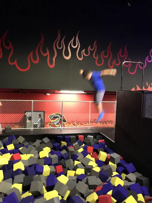 Sky Zone Trampoline Park Picture 6