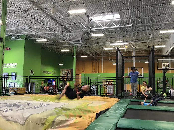 Sky Zone Trampoline Park Picture 2