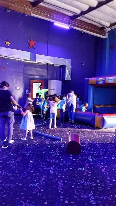 Pump It Up Concord Kids Birthdays and More Picture 4
