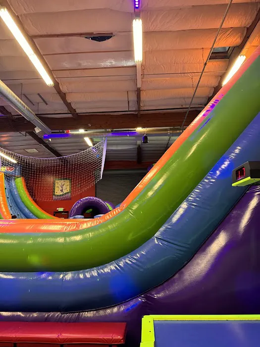 Pump It Up Concord Kids Birthdays and More Picture 9