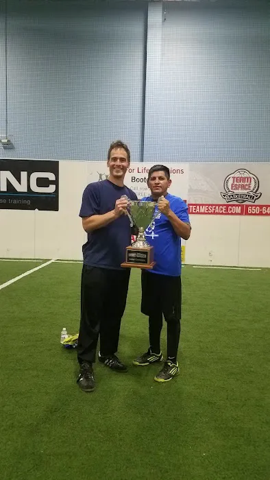 SportsHouse Picture 6