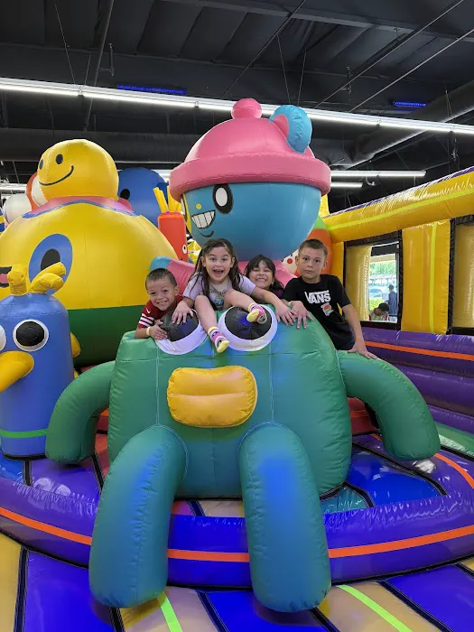 FUNBOX Bounce & Party Center Picture 3