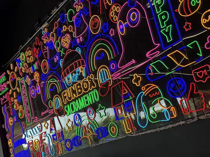 FUNBOX Bounce & Party Center Picture 1