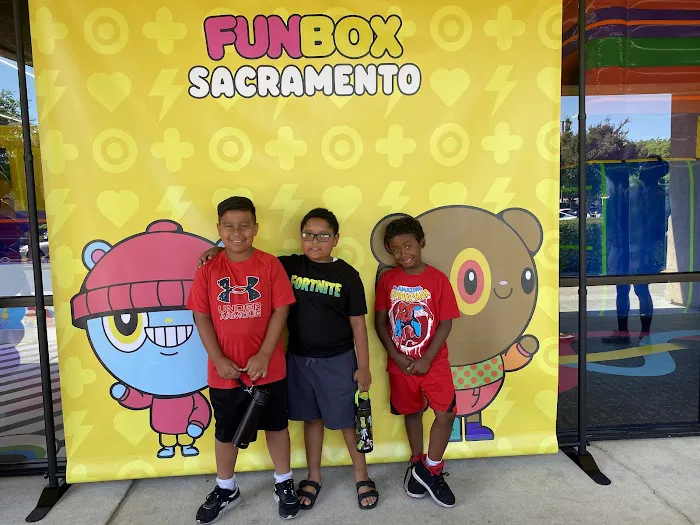 FUNBOX Bounce & Party Center Picture 10