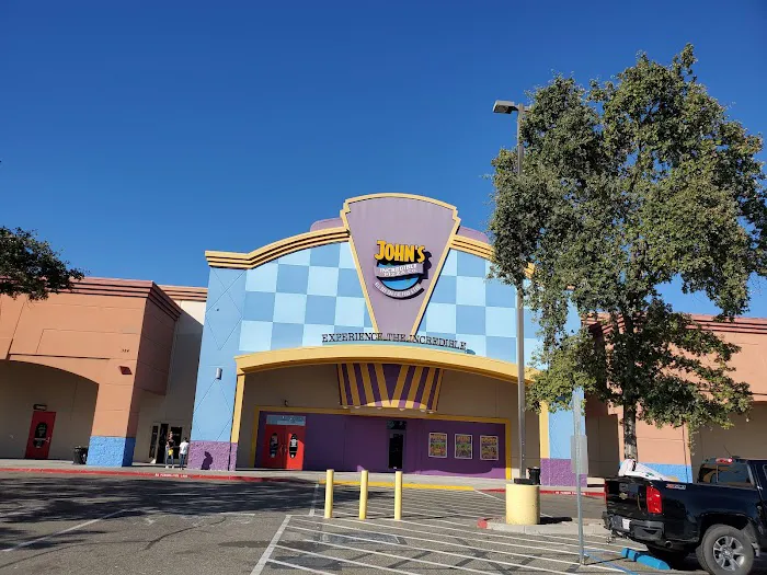 John's Incredible Pizza - Roseville Picture 2