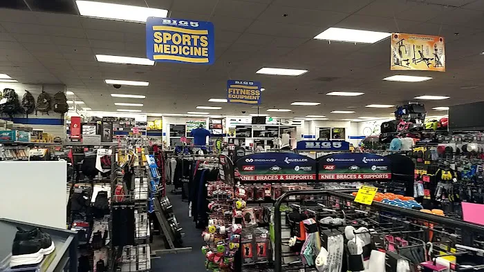 Big 5 Sporting Goods Picture 2