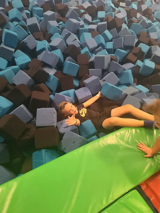 Rebounderz Rohnert Park - Indoor Trampoline and Adventure Park Picture 4