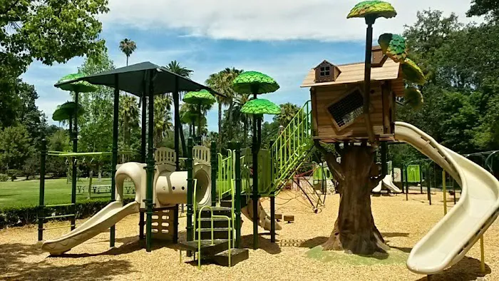Creative Recreational Systems, Inc. Picture 4