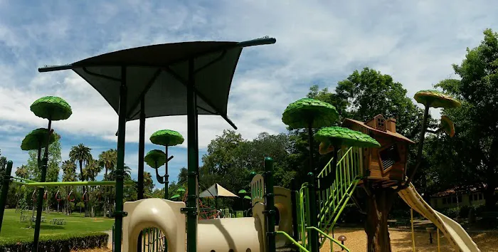 Creative Recreational Systems, Inc. Picture 8
