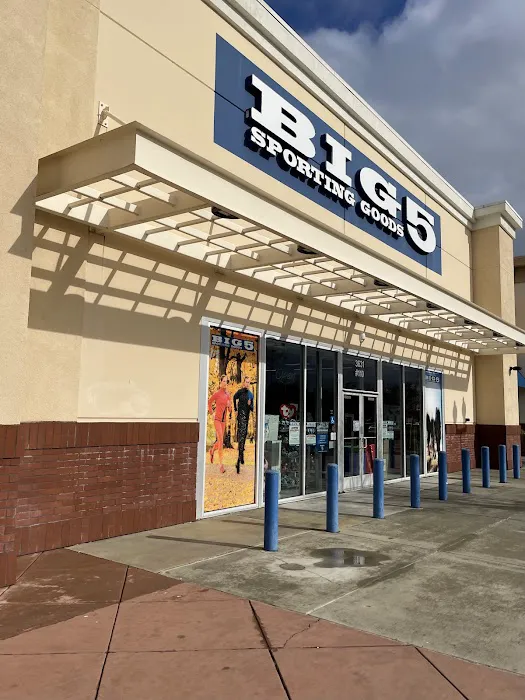 Big 5 Sporting Goods Picture 7