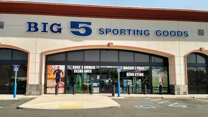 Big 5 Sporting Goods Picture 5