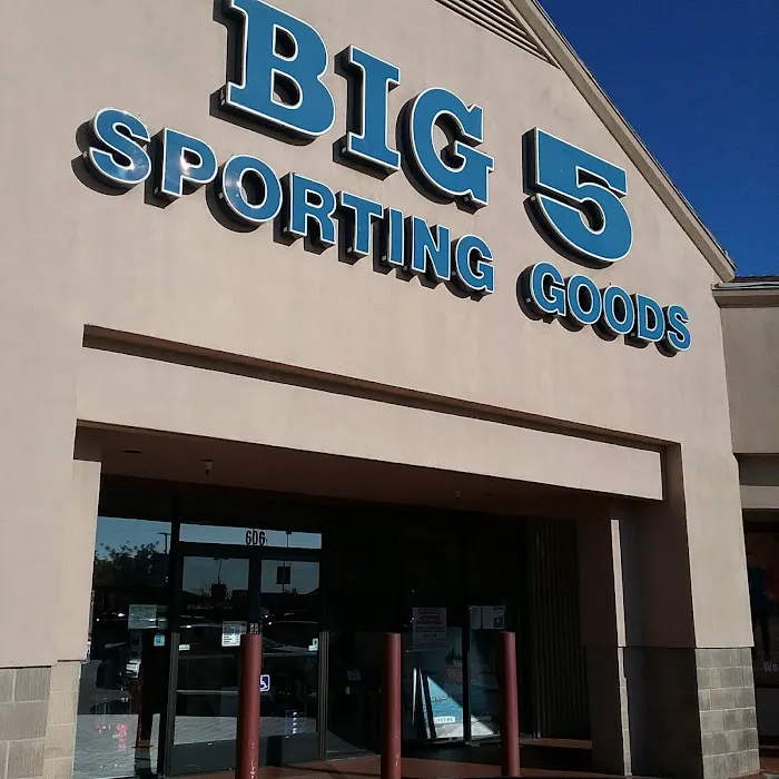 Big 5 Sporting Goods Picture 7