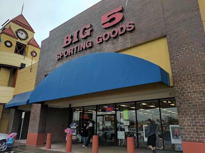Big 5 Sporting Goods Picture 7