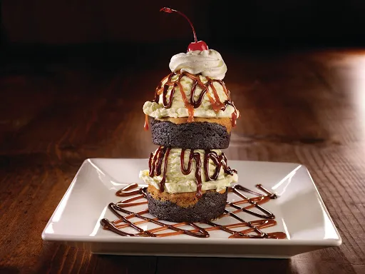 Dave & Buster's Edina Picture 3