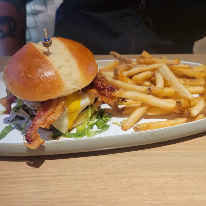 Dave & Buster's Edina Picture 8