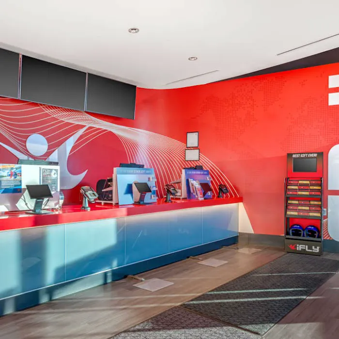 iFLY Indoor Skydiving - Minneapolis Picture 8