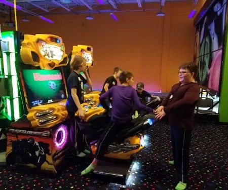 AirMaxx Trampoline Park & Fun Center