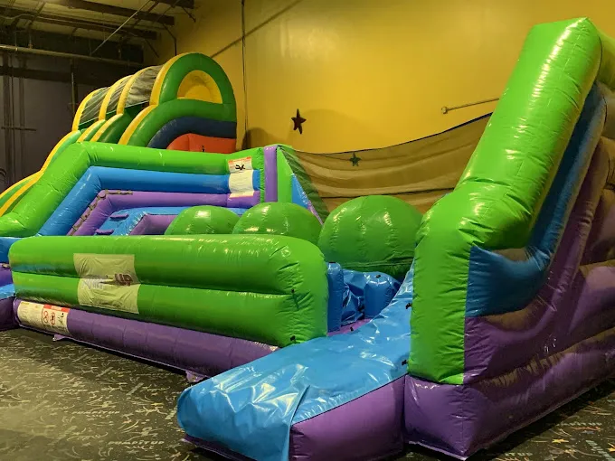 Pump It Up Eden Prairie Kids Birthdays and More Picture 3