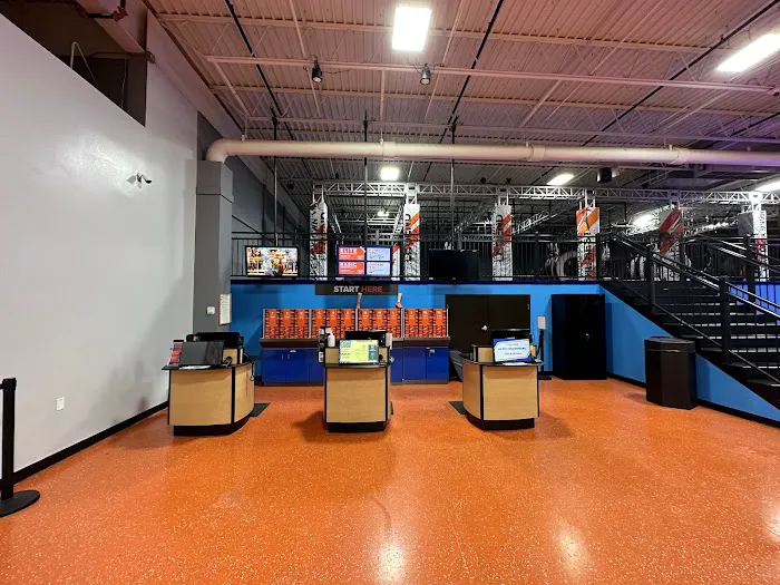 Sky Zone Trampoline Park Picture 5