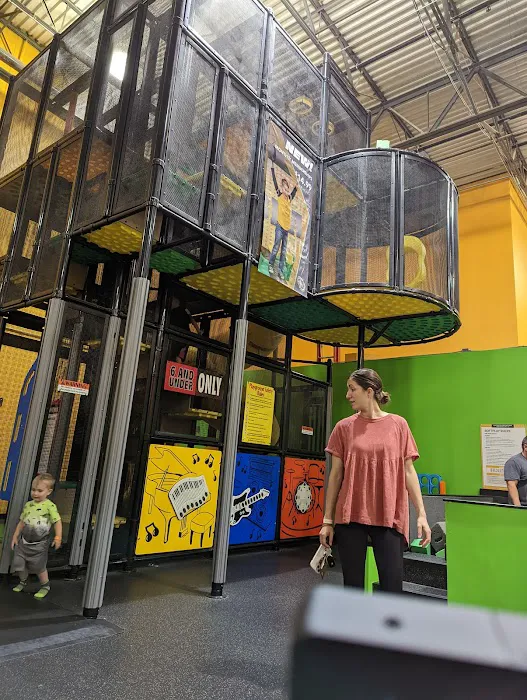 Sky Zone Trampoline Park Picture 8