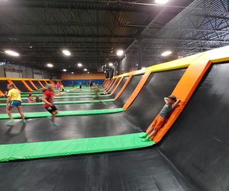AirMaxx Trampoline Park & Warrior Course