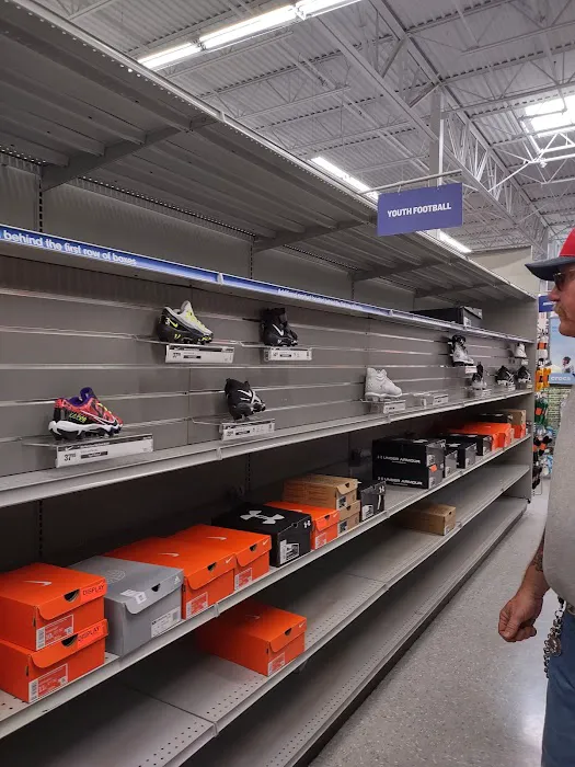 Academy Sports + Outdoors Picture 3