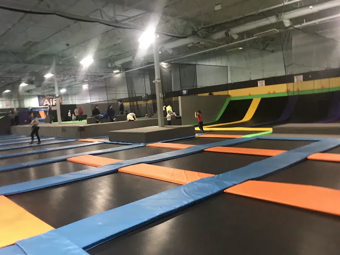 Get Air Trampoline Park Picture 7