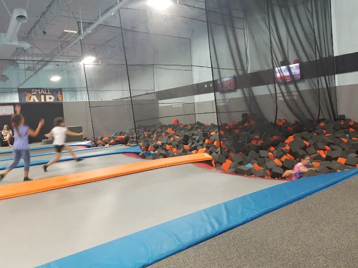 Get Air Trampoline Park Picture 8