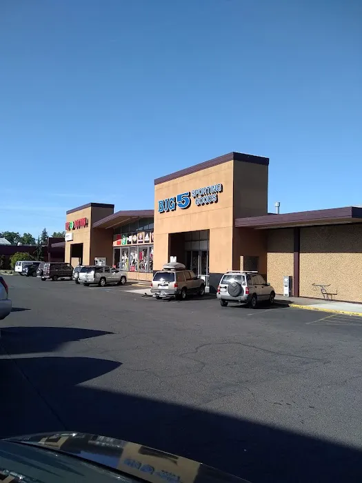 Big 5 Sporting Goods Picture 9