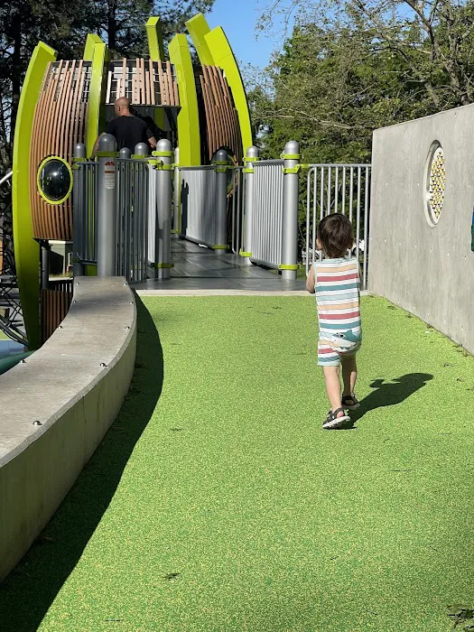 Gabriel Park Playground Picture 10