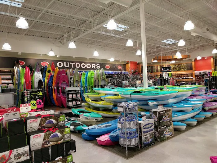 DICK'S Sporting Goods Picture 9