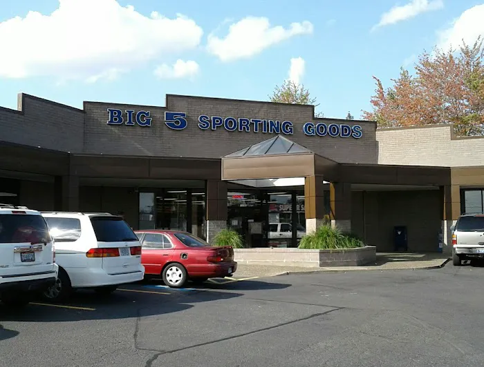 Big 5 Sporting Goods Picture 6
