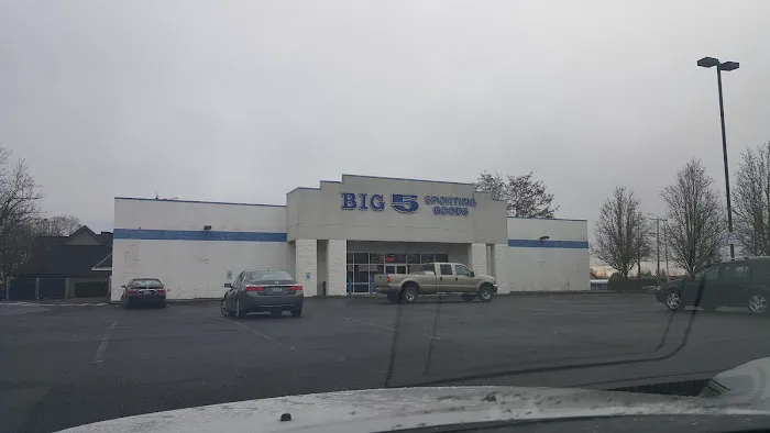 Big 5 Sporting Goods Picture 7