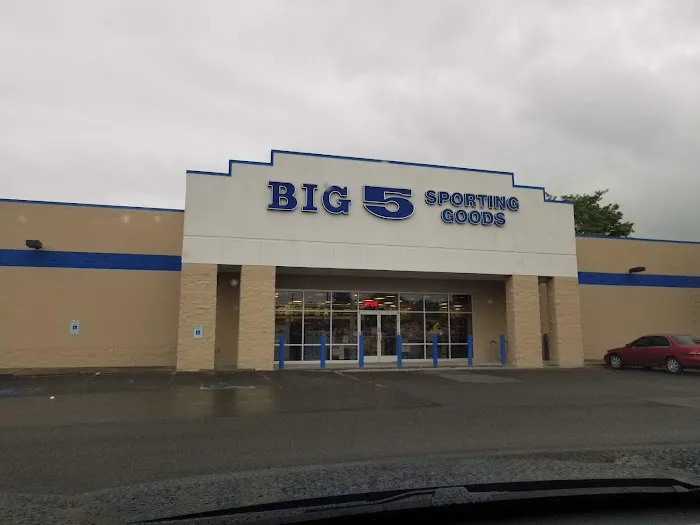 Big 5 Sporting Goods Picture 10