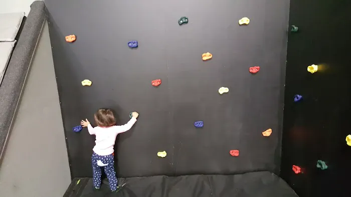 Get Air Trampoline Park Picture 5