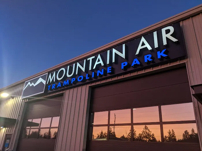 Mountain Air Trampoline Park Picture 2