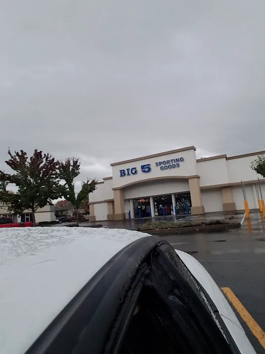 Big 5 Sporting Goods Picture 6