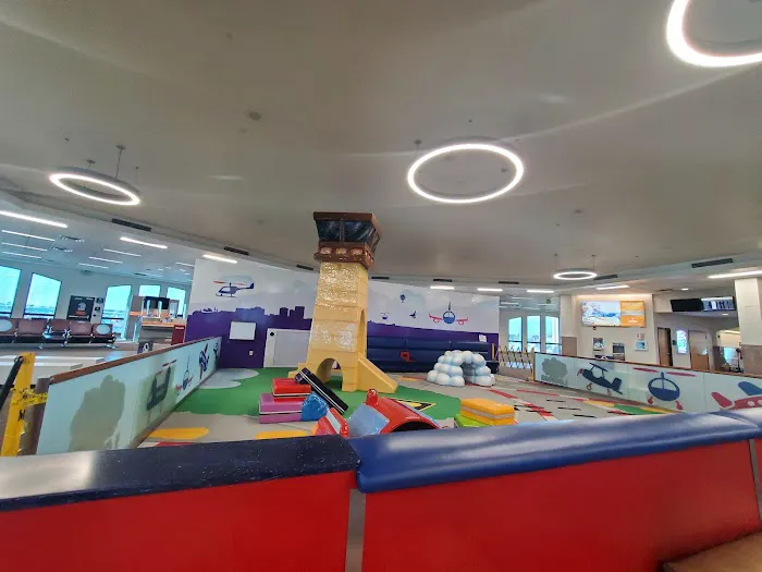 ELP Junior Pilot's Lounge Picture 1