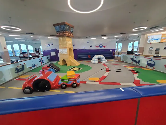 ELP Junior Pilot's Lounge Picture 5