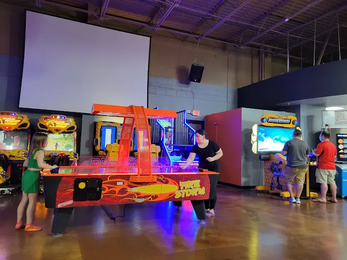 Sky Zone Trampoline Park Picture 6